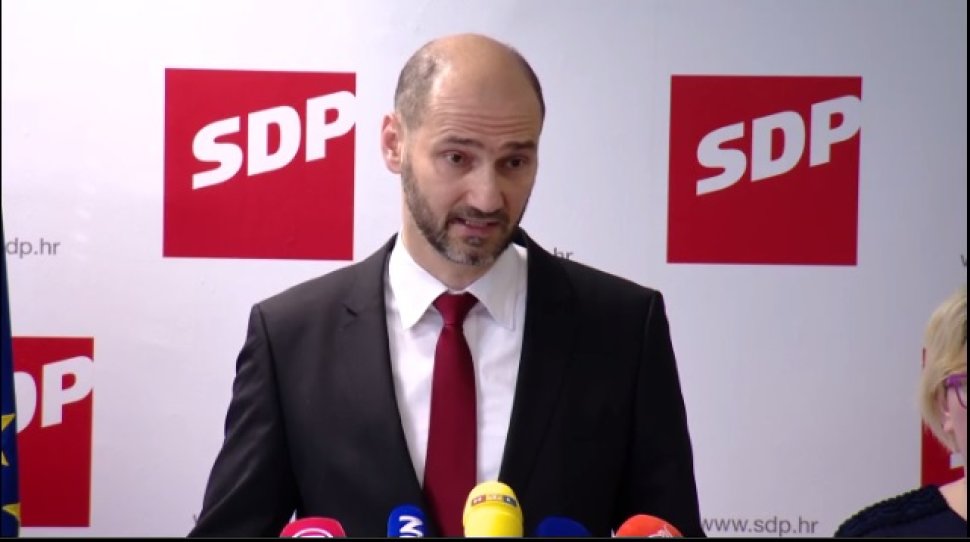 politička brza zabavaagencija za upoznavanje cyrano ep 8 eng