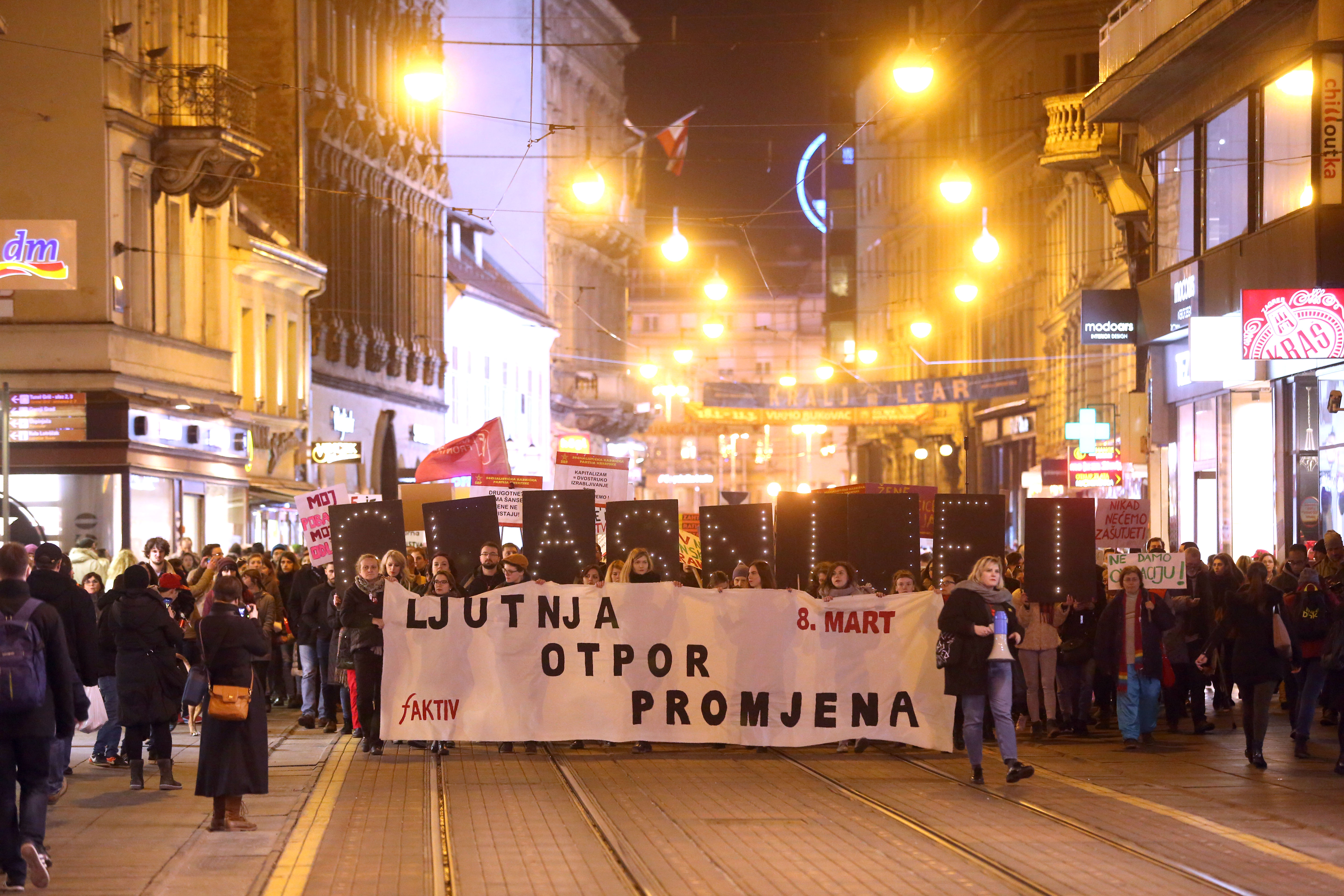 zene za provod u zagrebu