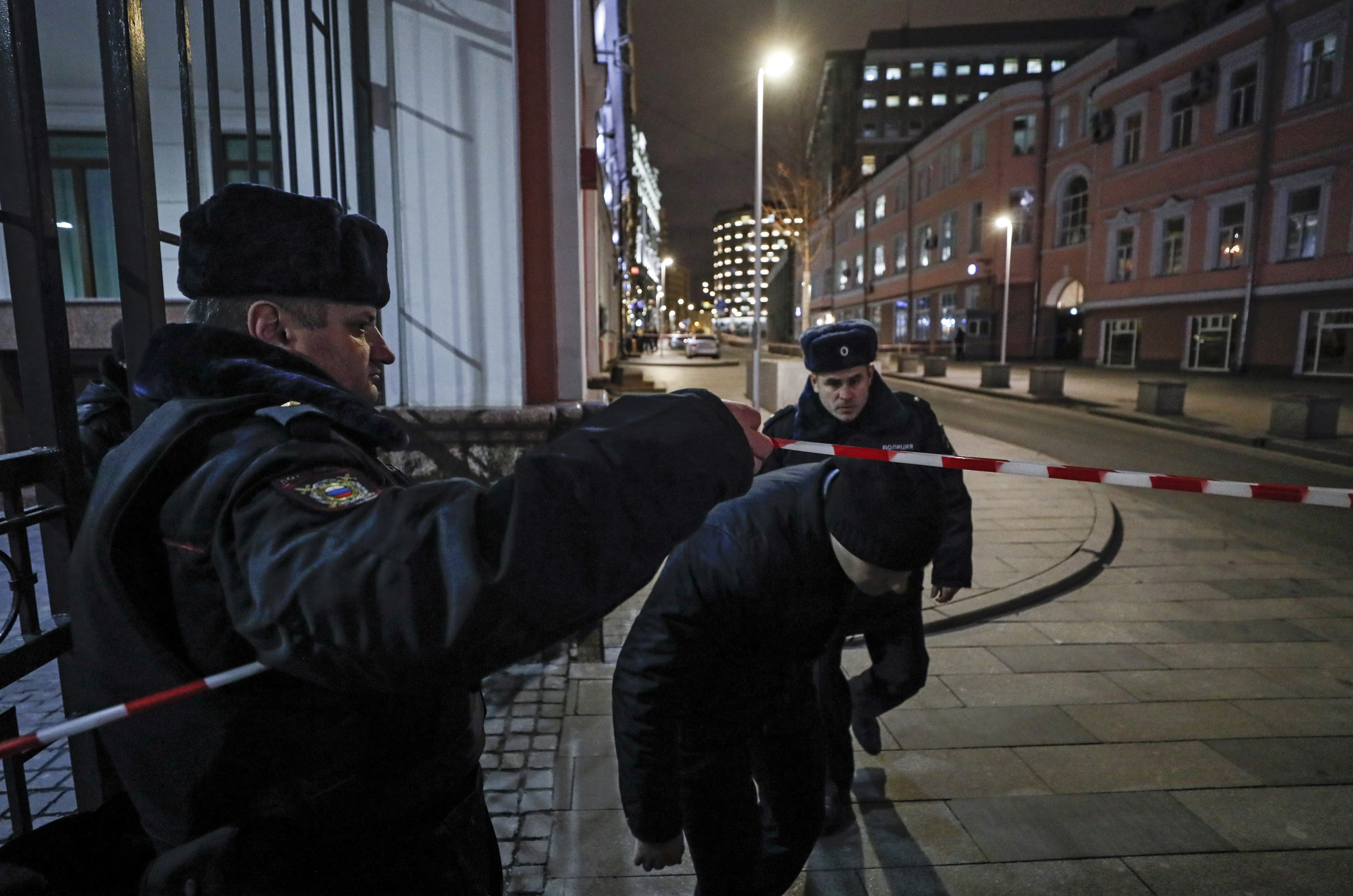 Стрельба на улице в москве. Стрельба на Лубянке 19.12.2019. 19 Декабря 2019 Лубянка.