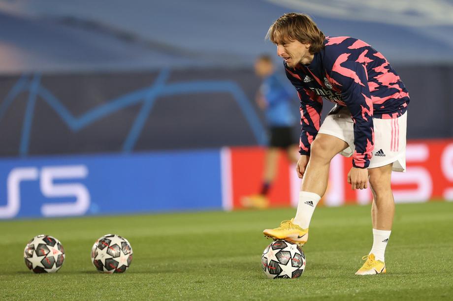 Модрич лч. Модрич Интер Запрешич. Luka Modric skills.