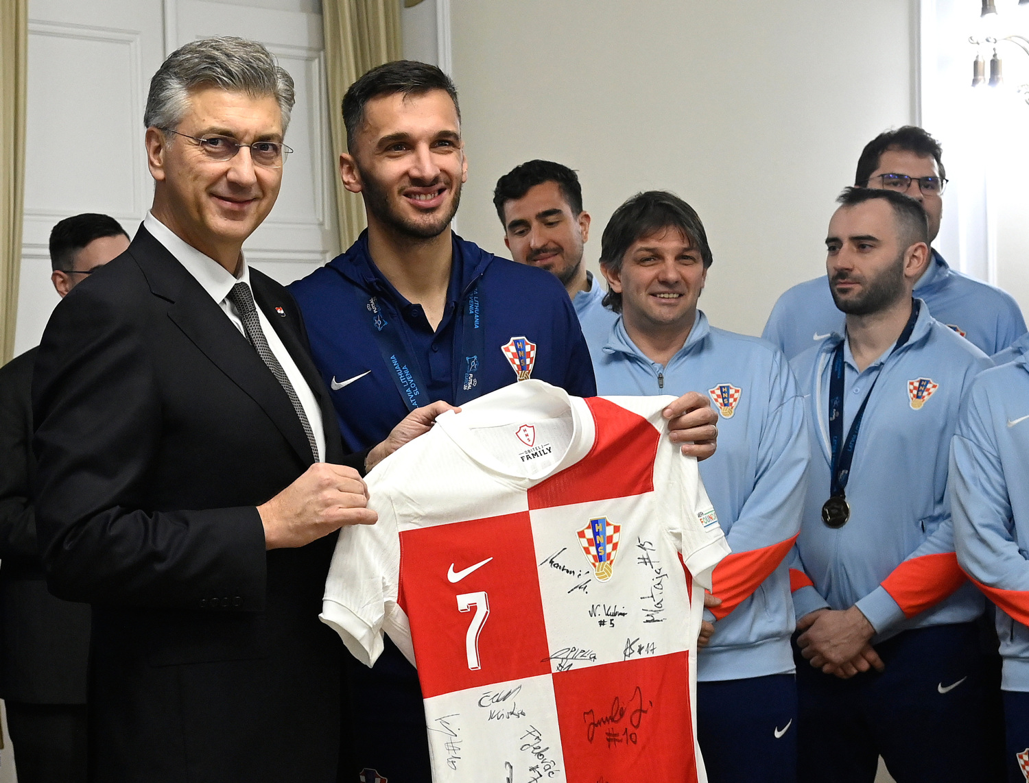 Plenković primio hrvatsku futsal reprezentaciju: 'Koliko shvaćam, većina vas...'