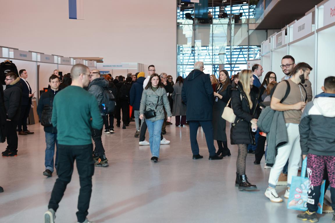 Rekordno niska nezaposlenost: Tisuće hrle na Sajam poslova u Osijeku