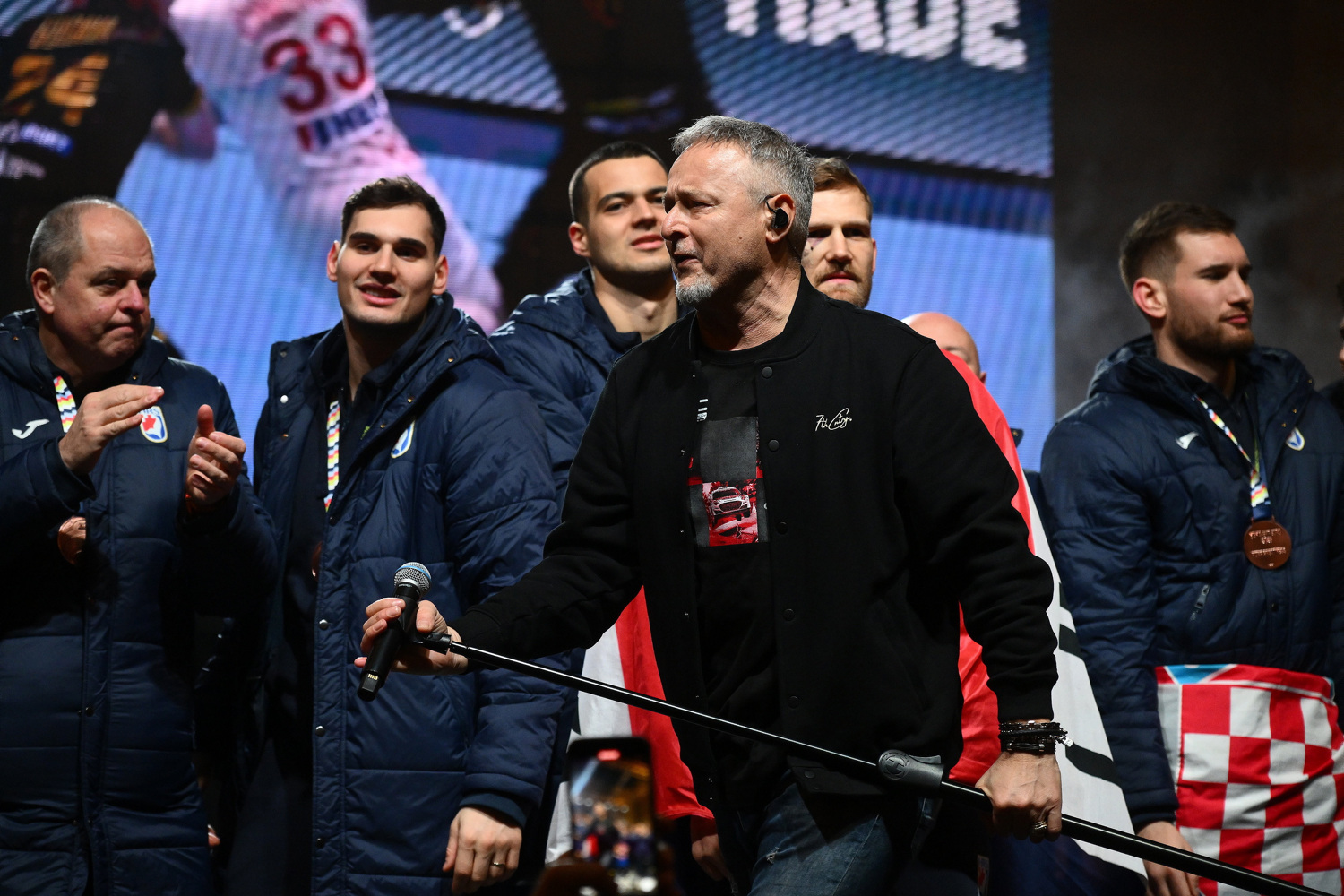 HDZ-ov ministar o zabranama Thompsona: Poslao poruku Tomaševiću i Možemo