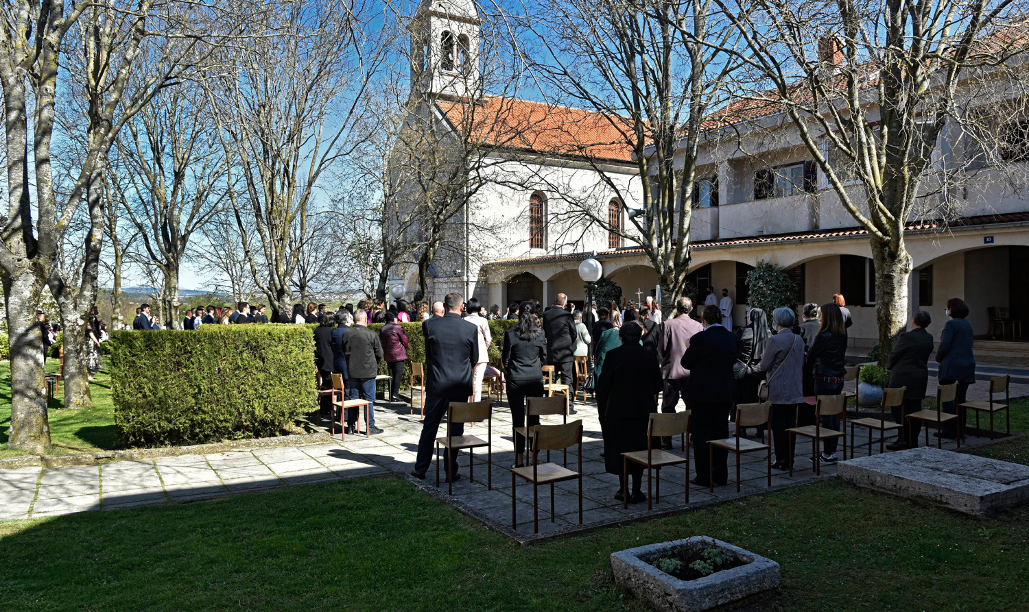 Sa župnikom kod Rijeke nema šale, odgodio je krizmu: 'Uslijed neozbiljnosti...'