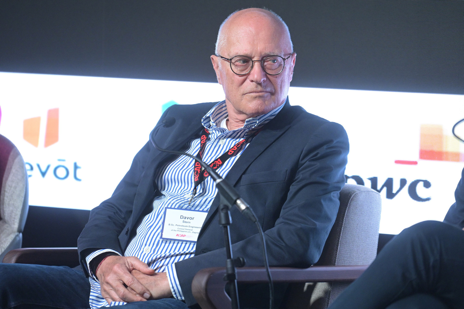 Štern tvrdi da guramo glavu u pijesak: 'Nadaju se da će MOL imati milosti prema Hrvatskoj'