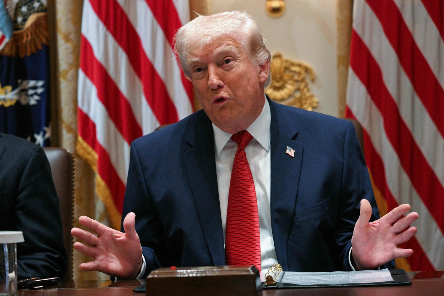 Trump progovorio o 'poklonu' Irana: 'Vrijedan je strašno puno novaca'