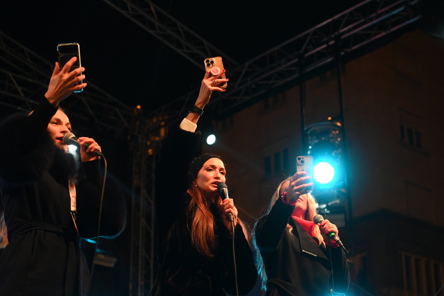 Hrvatska pjevačica progovorila o vjeri i o tome da je Bogu sve moguće: 'Skoro sam umrla...'