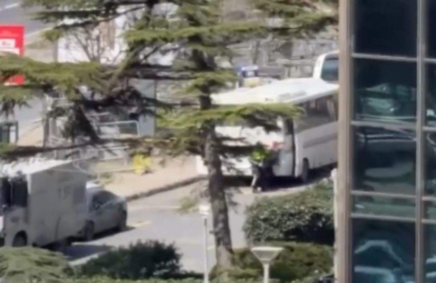 Pucnjava pred izraelskim konzulatom: Ima poginulih