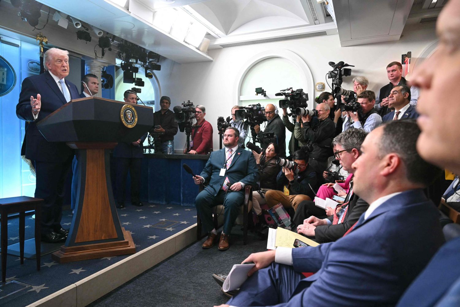 Nagli zaokret nakon najava o 'nestajanju jedne civilizacije': Trump odgodio napad