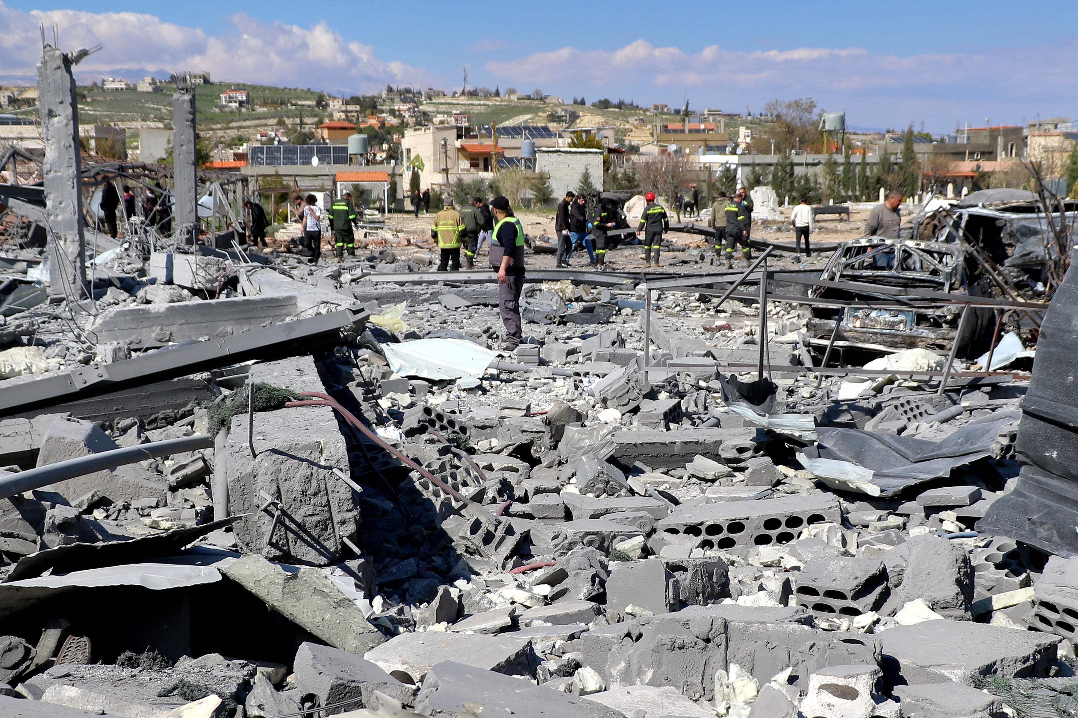 Izrael izveo napad na Bejrut, snimke su uznemirujuće: 'Djeca ubijena, drugima odrezane ruke'