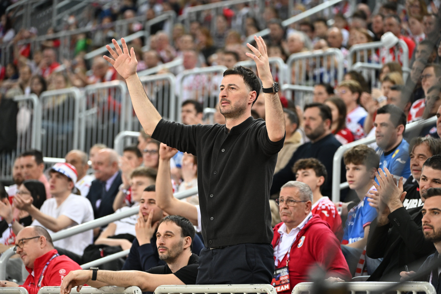 Duvnjak razočaran stanjem: 'To me boli, moramo pokazati drugačije lice'