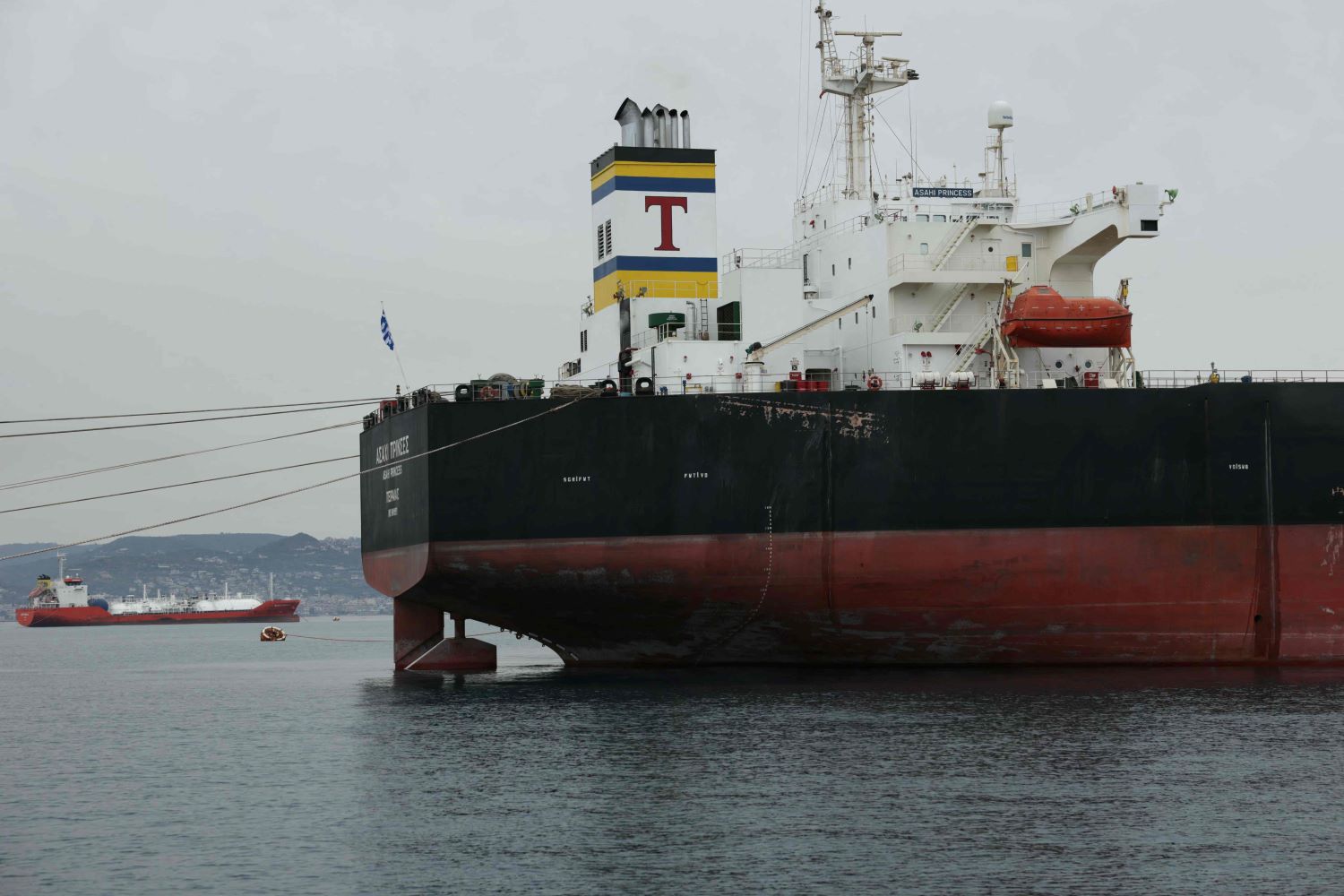 Svijet na nogama zbog Irana: Tjesnac je otvoren, ali samo pod jednim strogim uvjetom