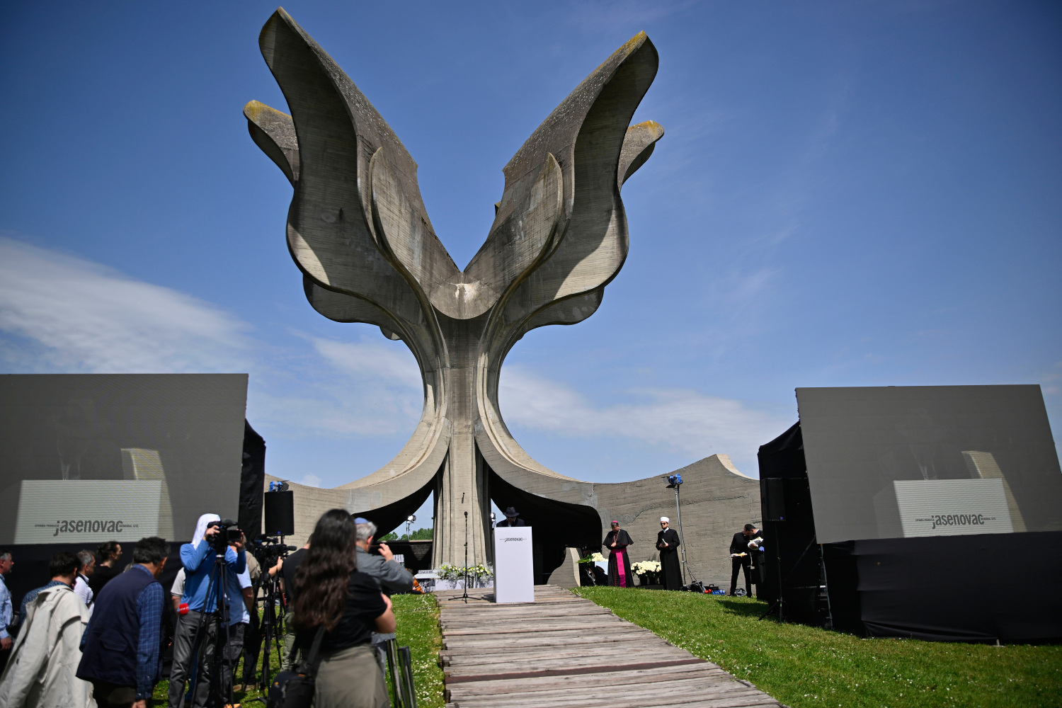 Dodik tvrdi da je u Jasenovcu počinjen genocid: 'Logor u NDH-u bio je Auschwitz Balkana'