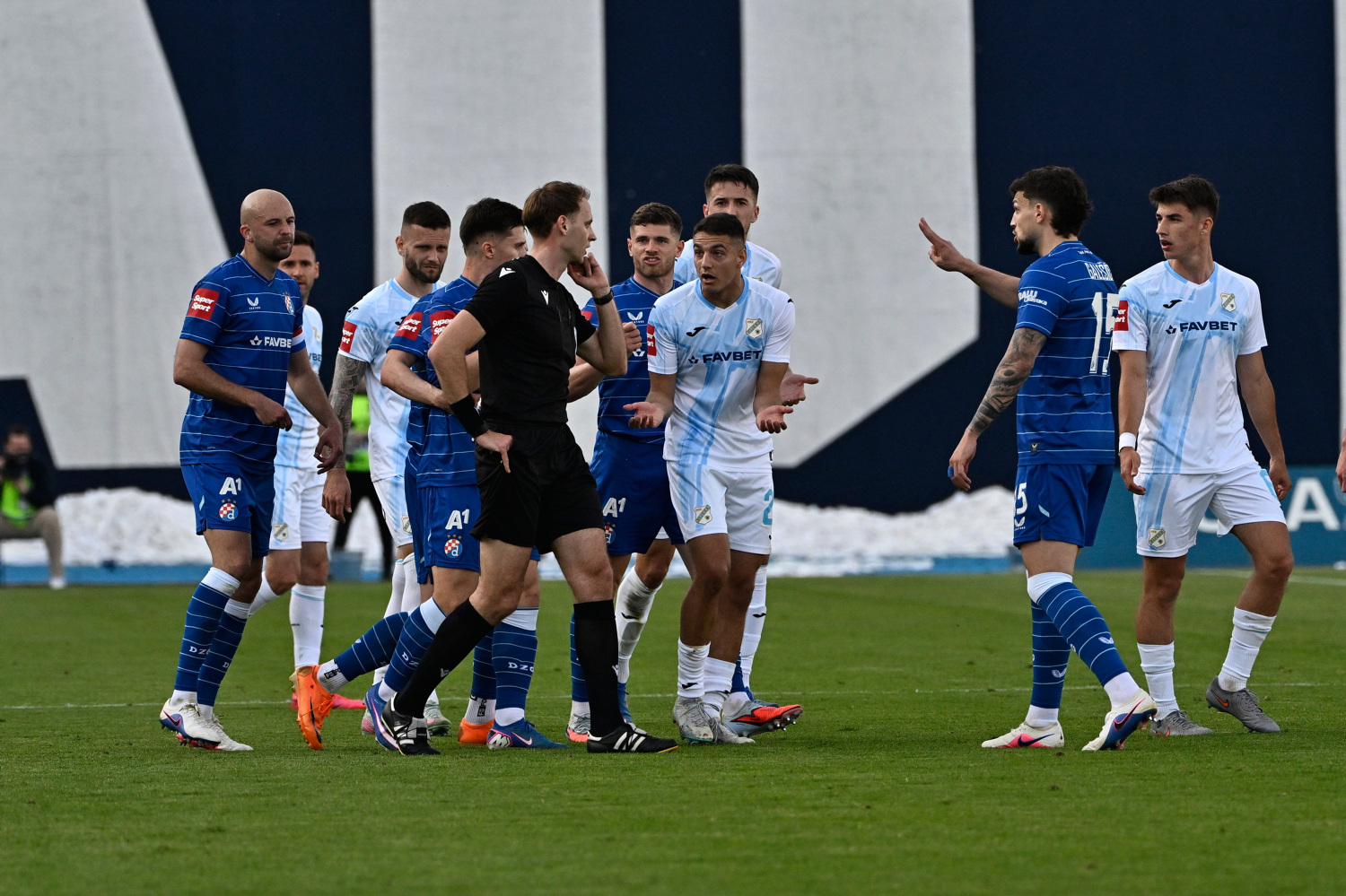 Pune ruke posla za prvog čovjeka sudačke organizacije: Dao pravorijek o čak osam situacija