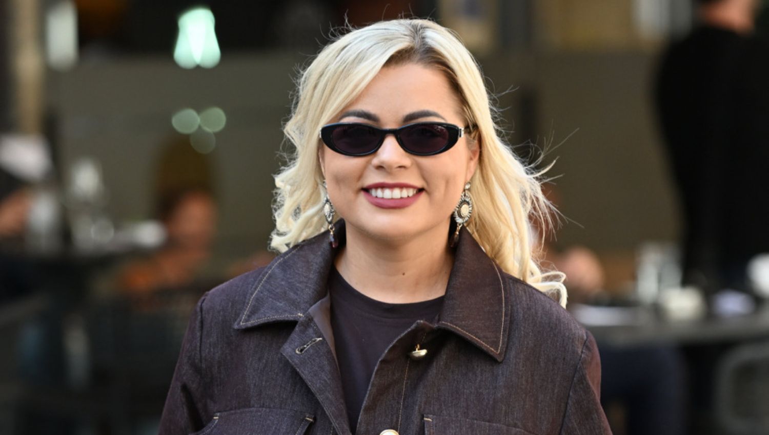 Bivša pjevačica Magazina izazvala raspravu: Otkrila zašto je u zadnji tren otkazala kumstvo