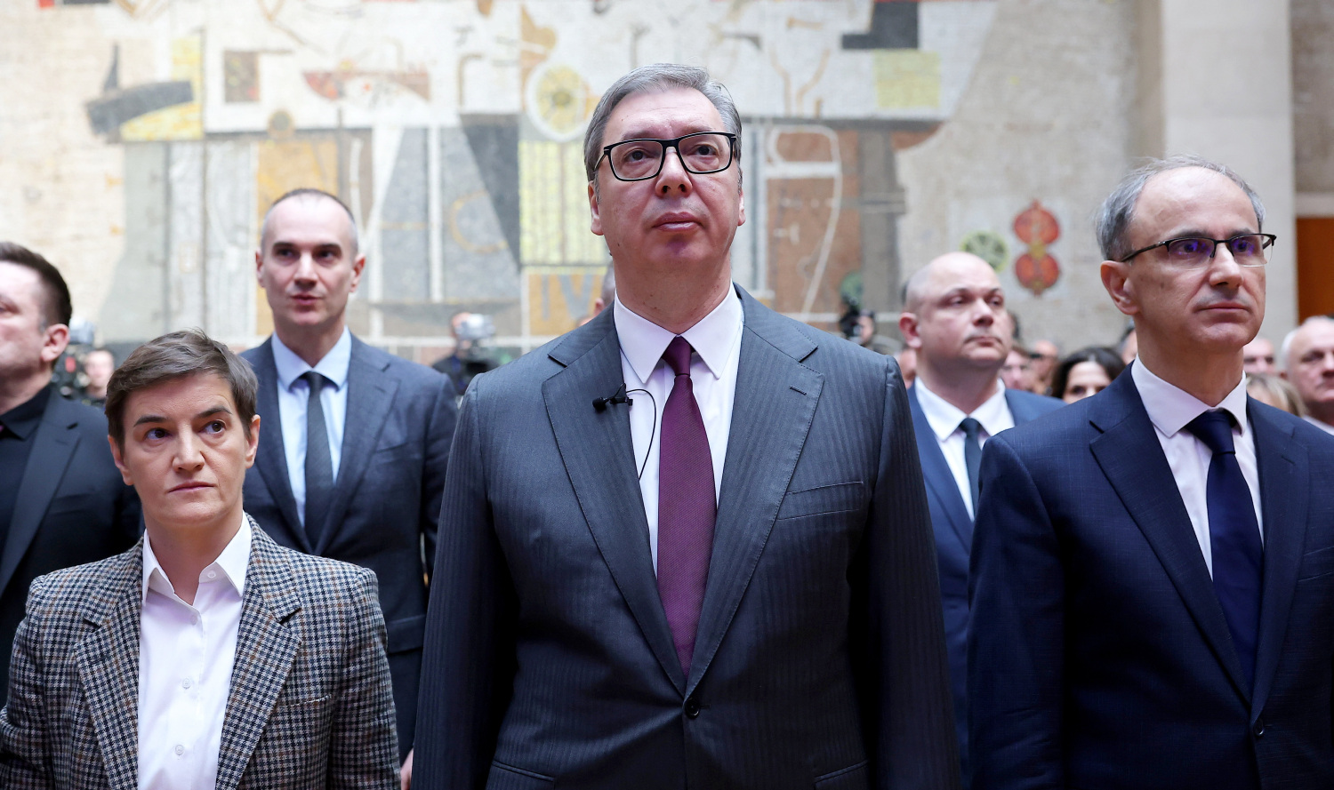 Vučić prosuo žuč po Piculi pa krenuo s tvrdnjama: 'Znate koliko me je briga za to, izmišlja'