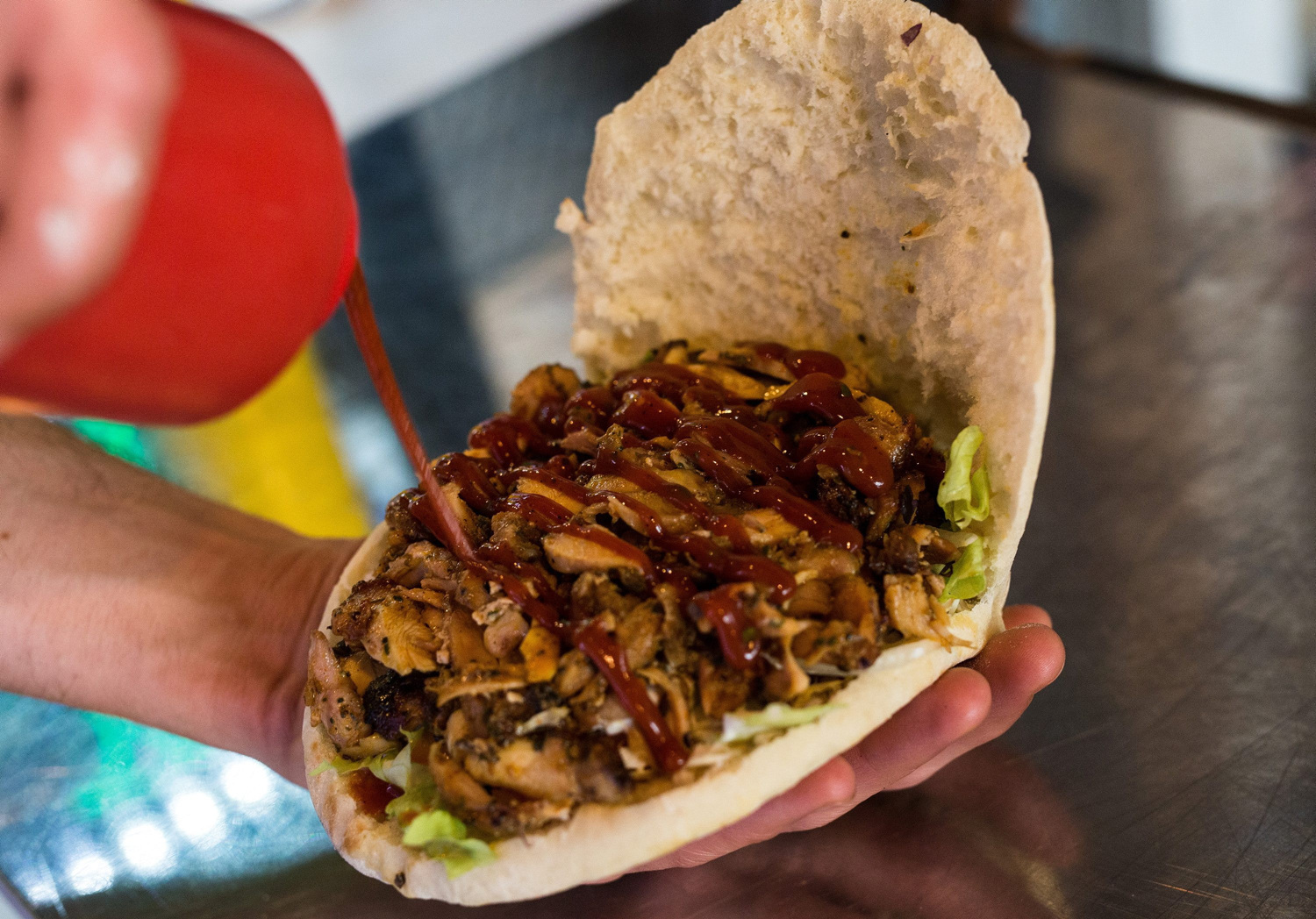 Časna sestra (92) prvi put probala kebab: Reakcija je postala viralna