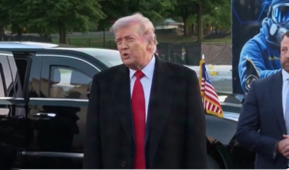 Iran poslao rakete na američke saveznike, oglasio se Trump: 'Poigravali su se s nama'