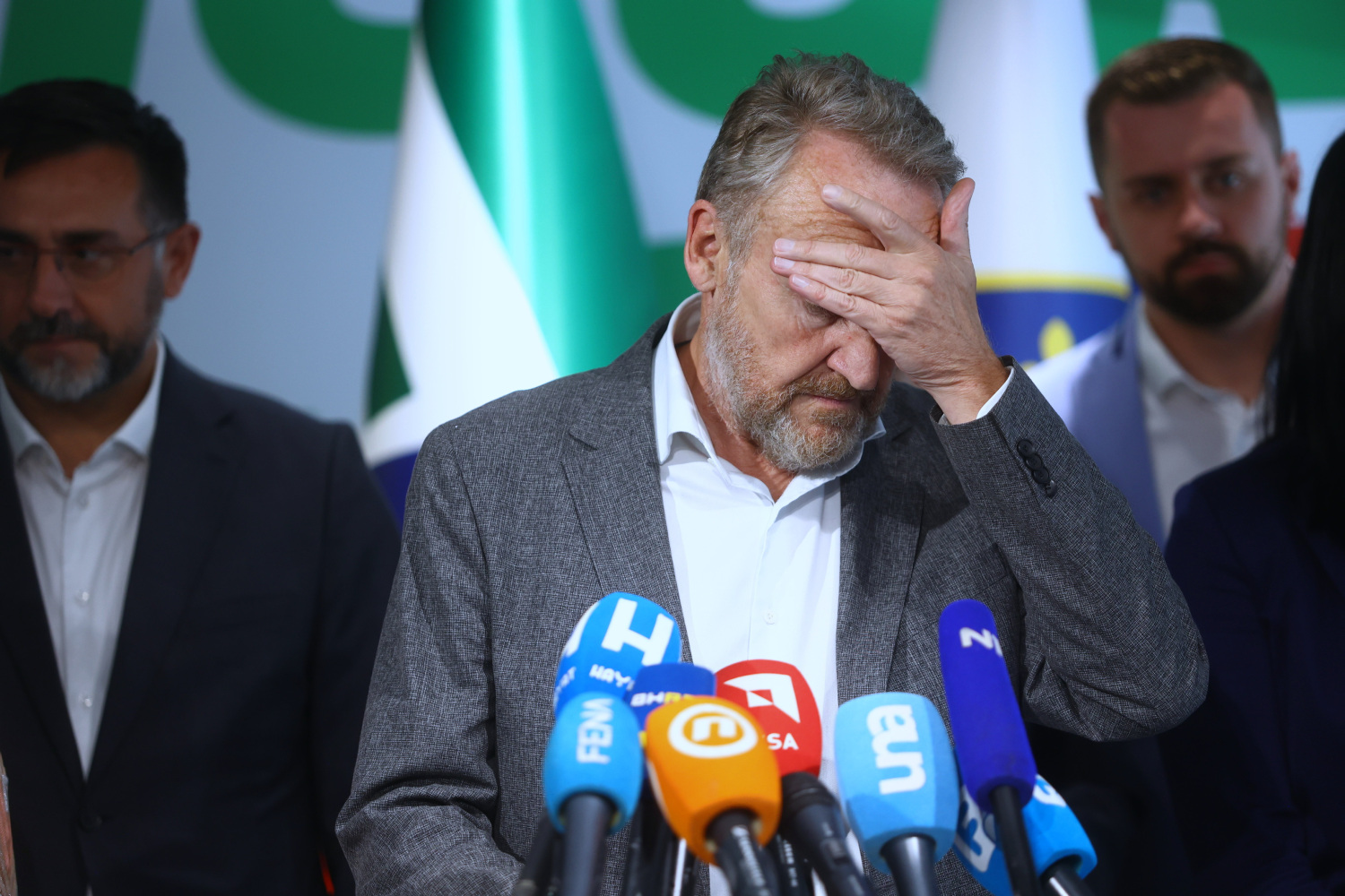 Izetbegovićev kraj, reagirali i Amerikanci: 'U uredu drži karte BiH s iscrtanim podjelama'