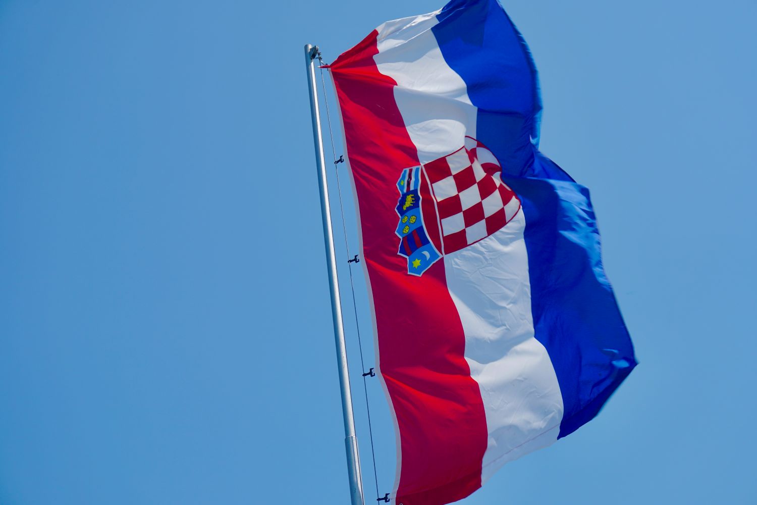 Dan državnosti obilježen na hrvatskom trgu u Čileu: Podignuta hrvatska trobojnica