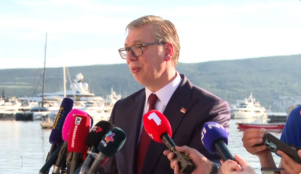 Vučić stigao u Crnu Goru nakon deportacije svojih ljudi: 'Trebali su doći da meni bude lijepo'