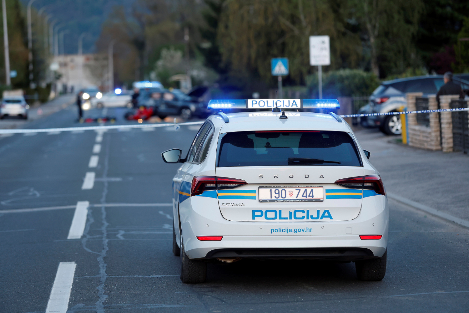 Izgubljen život kod Novigrada: Vozilom probio ogradu mosta i