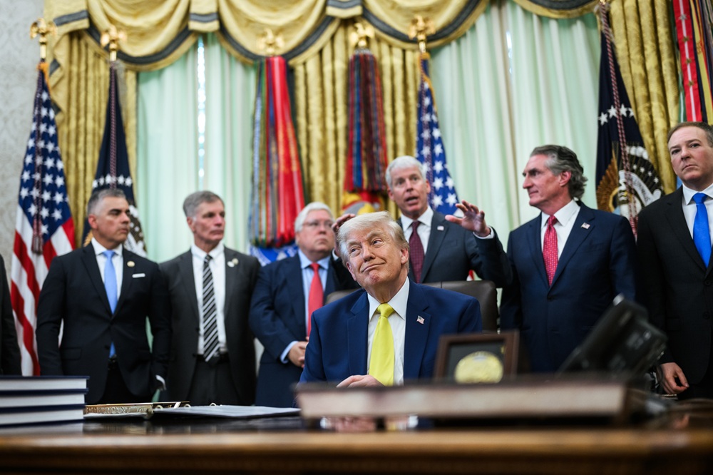 Trump poručio Izraelu i Iranu: 'Odmah obustavite napade'